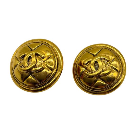 Chanel Vintage Gold Round CC Logo Clip-On Earrings - Picture 1 of 7